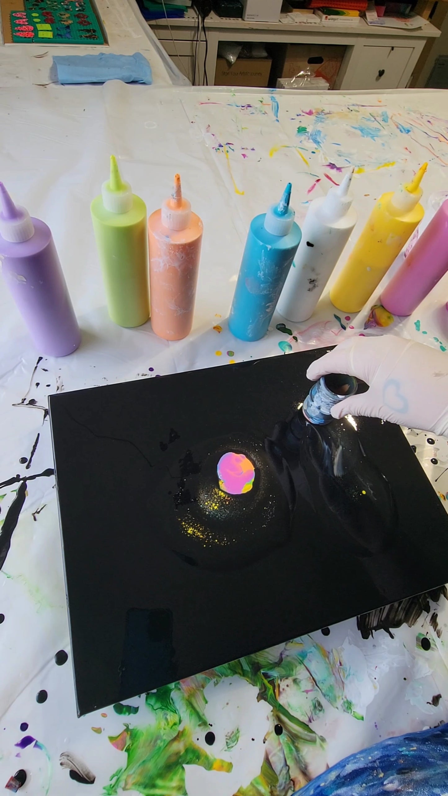 09/27 @6-8pm Paint Pouring - Open Cup Pour Techniques