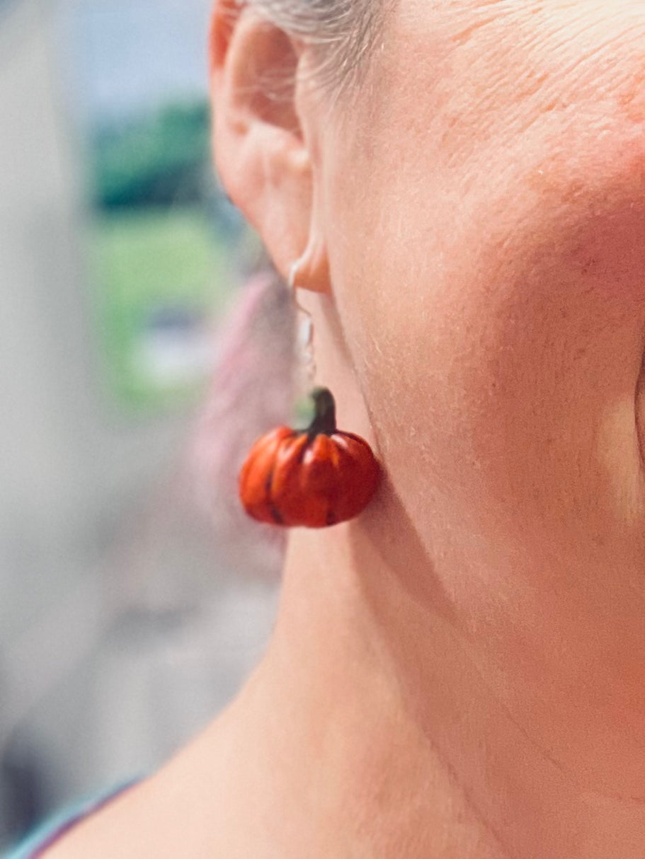 Sculpt A Clay Pumpkin