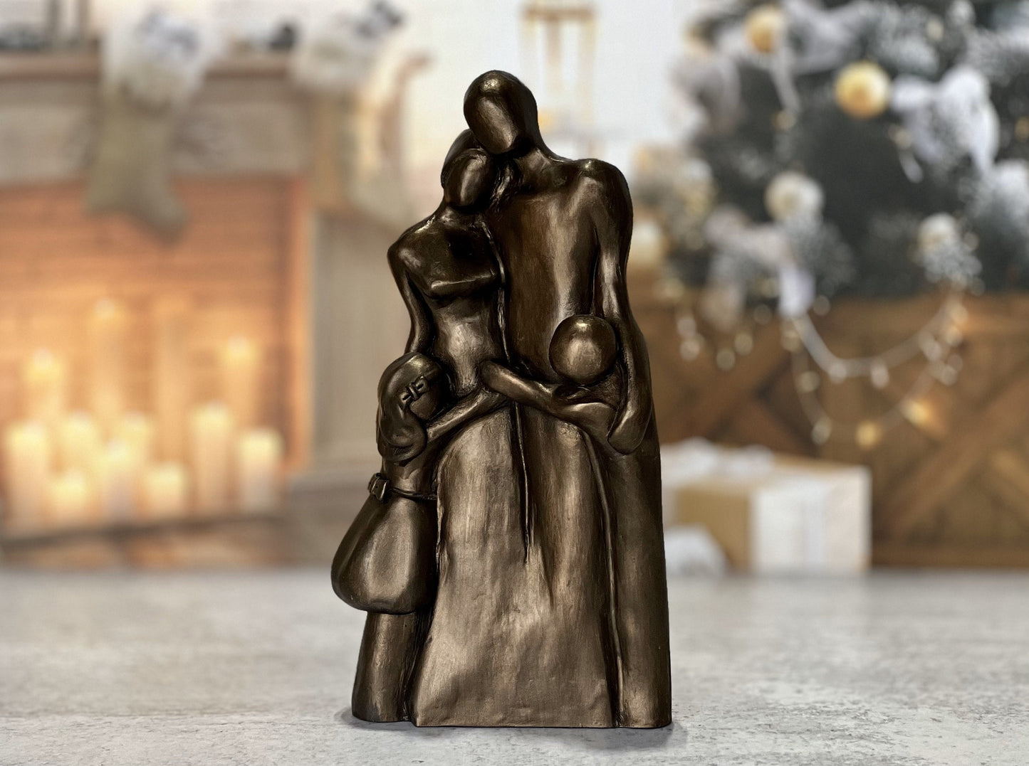 Family Hug Figurine Sculpture - Personalized Keepsake Christmas Gift for Mom Dad Husband Wife