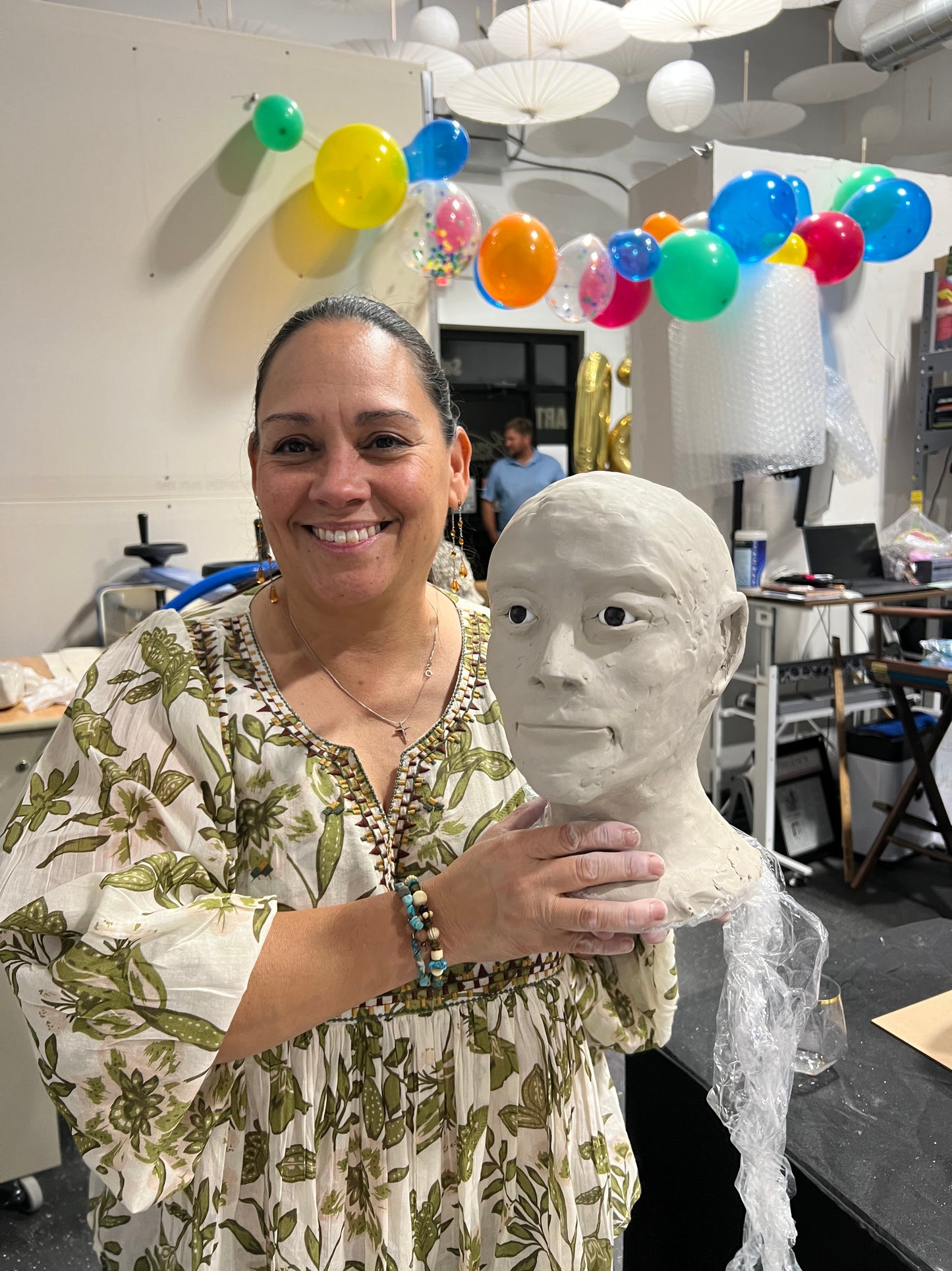 Sip & Sculpt Date Night – Sculpting Heads - Friday, April 24 | 6:30–8:30 PM
